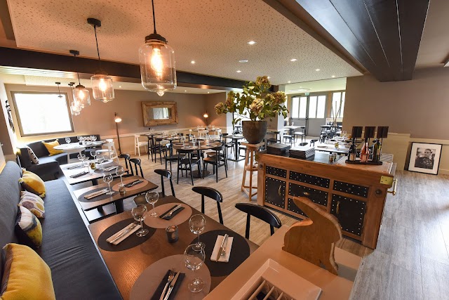 Intérieur du restaurant OSMOSE
